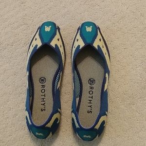 Rothys the Flat Moroccan Ikat teal size 9.5